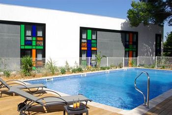 Holiday Inn Express Marseille Airport فيتروي المظهر الخارجي الصورة