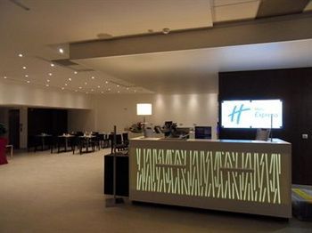Holiday Inn Express Marseille Airport فيتروي المظهر الخارجي الصورة